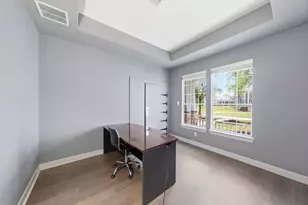 18 E Bonny Branch St, The Woodlands, TX 77382 - Photo 8