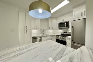614 Kipling St St, Houston, TX 77006 - Photo 6