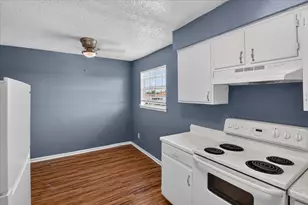 2311 71st St, Galveston, TX 77551 - Photo 22