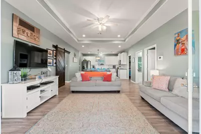 842 Sea Spray Drive, Crystal Beach, TX 77650 - Photo 10