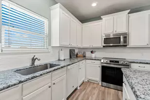 842 Sea Spray Dr, Crystal Beach, TX 77650 - Photo 18