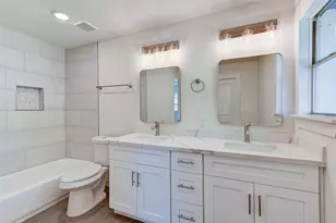 16813 Glen Eagle Dr N, Conroe, TX 77385 - Photo 14