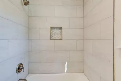 16813 Gleneagle Dr N, Conroe, TX 77385 - Photo 22