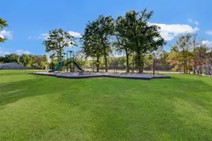 16813 Glen Eagle Dr N, Conroe, TX 77385 - Photo 32