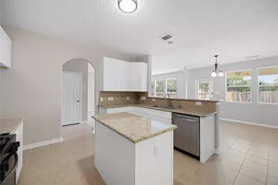 7447 Oakwood Canyon Dr, Cypress, TX 77433 - Photo 10