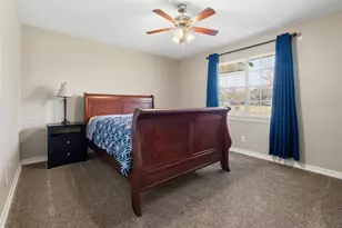 102 N Bow Dr, Jones Creek, TX 77541 - Photo 30