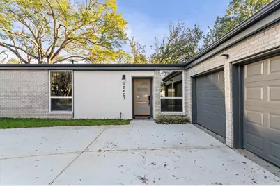 10607 Overbrook Lane, Houston, TX 77042 - Photo 2