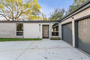 10607 Overbrook Ln, Houston, TX 77042 - Photo 2