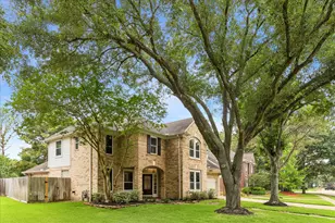 23039 Enchanted Landing Ln, Katy, TX 77494 - Photo 2
