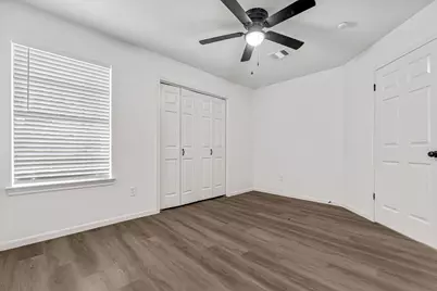 1502 Mabry Mill Road, Houston, TX 77062 - Photo 14