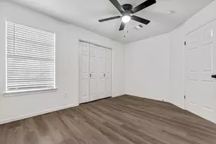 1502 Mabry Mill Rd, Houston, TX 77062 - Photo 14