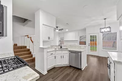 1502 Mabry Mill Road, Houston, TX 77062 - Photo 8