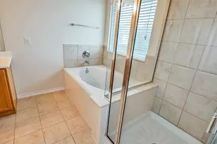 6475 Calgary Woods Ln, Katy, TX 77494 - Photo 18