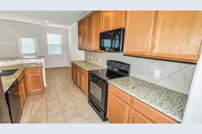 6475 Calgary Woods Lane, Katy, TX 77494 - Photo 8