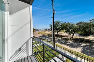 4802 Elysian St, Houston, TX 77009 - Photo 12
