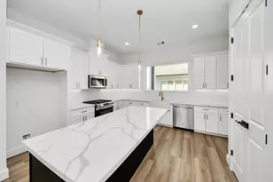 4802 Elysian St, Houston, TX 77009 - Photo 14