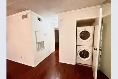 2750 Holly Hall Street #1014, Houston, TX 77054 - Photo 6