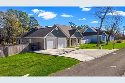 308 Resort Drive, Livingston, TX 77351 - Photo 4