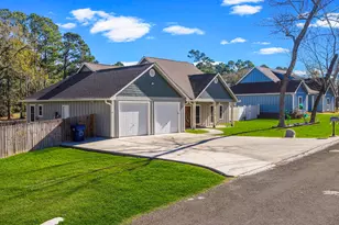 308 Resort Dr, Livingston, TX 77351 - Photo 4