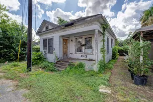 4 Canal Ct, Houston, TX 77011 - Photo 2