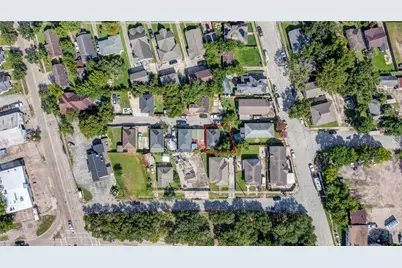 4 Canal Court, Houston, TX 77011 - Photo 6