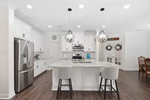 704 Water St, Webster, TX 77598 - Photo 6