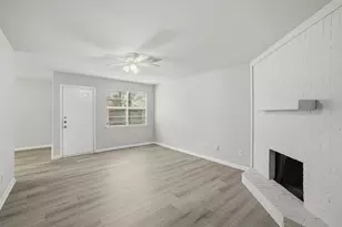 9036 Kerrwood Ln, Houston, TX 77080 - Photo 2