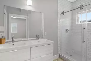 219 Pheasant St, Houston, TX 77018 - Photo 30