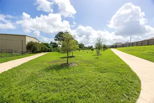 802 Legrand St, Brenham, TX 77833 - Photo 14