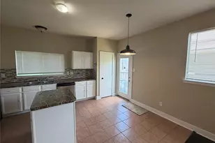 11736 Chanteloup Dr, Houston, TX 77047 - Photo 6