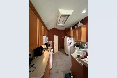19410 Briarsedge Court, Katy, TX 77449 - Photo 2