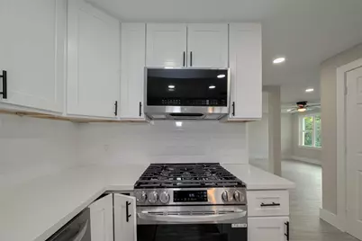 1985 Sherwood Forest Street, Houston, TX 77043 - Photo 10