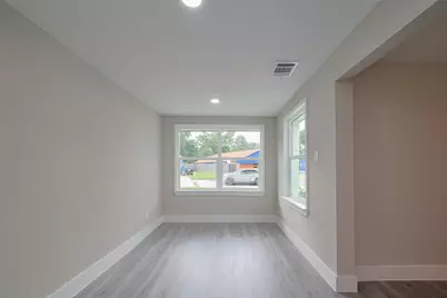 1985 Sherwood Forest Street, Houston, TX 77043 - Photo 18