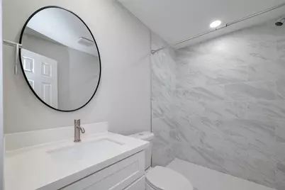 1985 Sherwood Forest Street, Houston, TX 77043 - Photo 32
