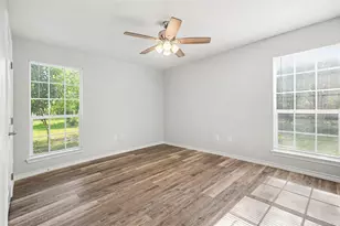 326 S Bell Dr, Texas City, TX 77591 - Photo 8