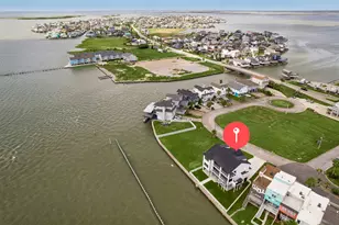403 Hana Dr, Tiki Island, TX 77554 - Photo 36