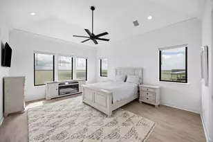 403 Hana Dr, Tiki Island, TX 77554 - Photo 20