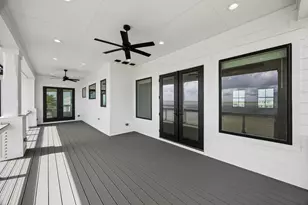 403 Hana Dr, Tiki Island, TX 77554 - Photo 30