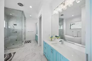 403 Hana Dr, Tiki Island, TX 77554 - Photo 16
