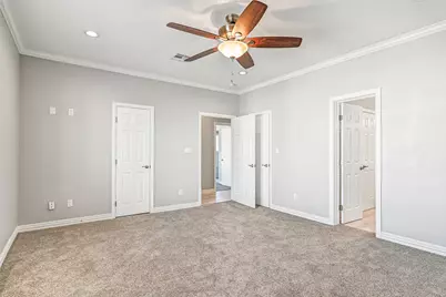 425 Jeanie Lynn Circle, Tiki Island, TX 77554 - Photo 22