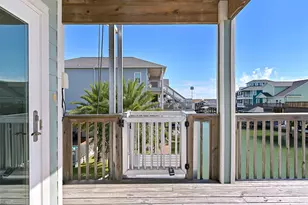 425 Jeanie Lynn Circle, Tiki Island, TX 77554 - Photo 40