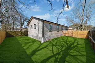 815 Fields St, Richmond, TX 77469 - Photo 8