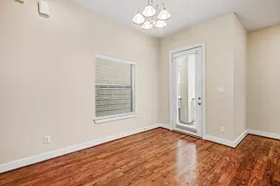 1023 Green Kensington Dr, Houston, TX 77008 - Photo 10