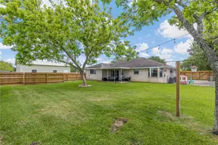 7315 Joseph Ln, Baytown, TX 77523 - Photo 14