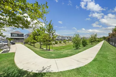 8409 Arden Valley Lane, Houston, TX 77063 - Photo 28