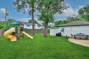 4826 Caris St, Houston, TX 77091 - Photo 30