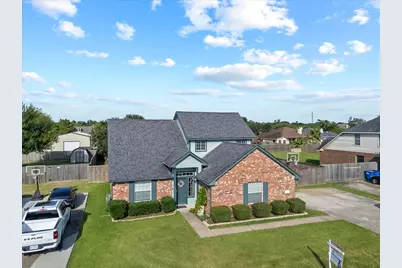 8018 Dogwood Court, Baytown, TX 77523 - Photo 2