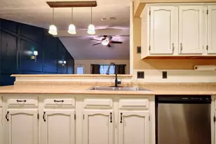 3618 Filmore Ln, Deer Park, TX 77536 - Photo 6