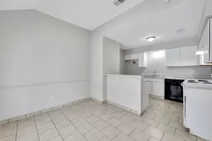 6110 W Mt Houston Rd, Houston, TX 77088 - Photo 10