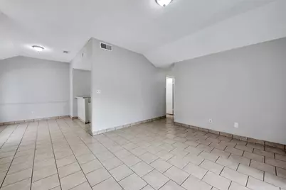 6110 W Mount Houston Road #C, Houston, TX 77088 - Photo 4